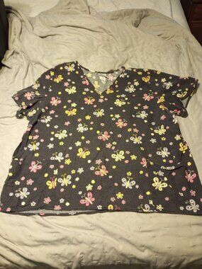 Scrub Wear butterfly scrub top